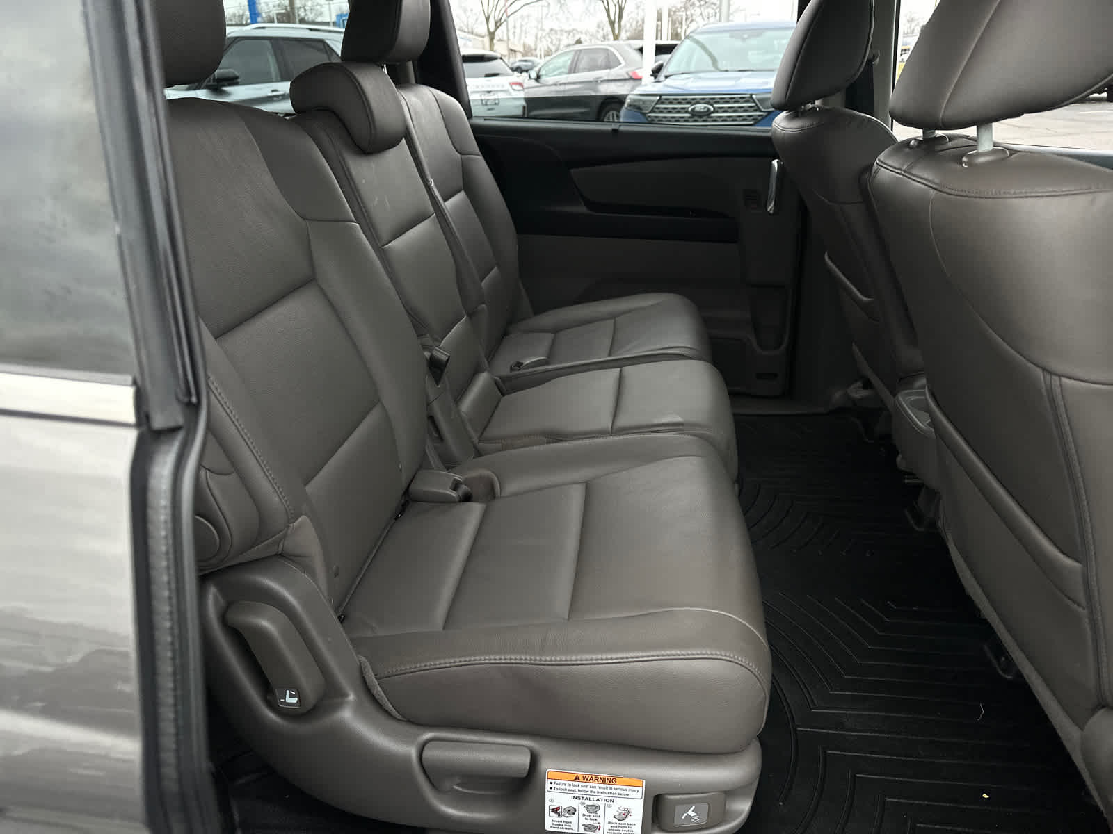 2015 Honda Odyssey Touring 34