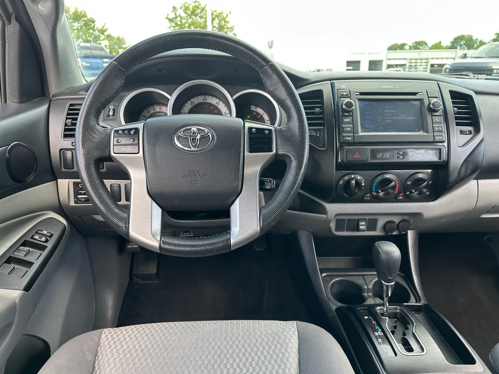 2013 Toyota Tacoma PreRunner 2WD Double Cab I4 AT 18