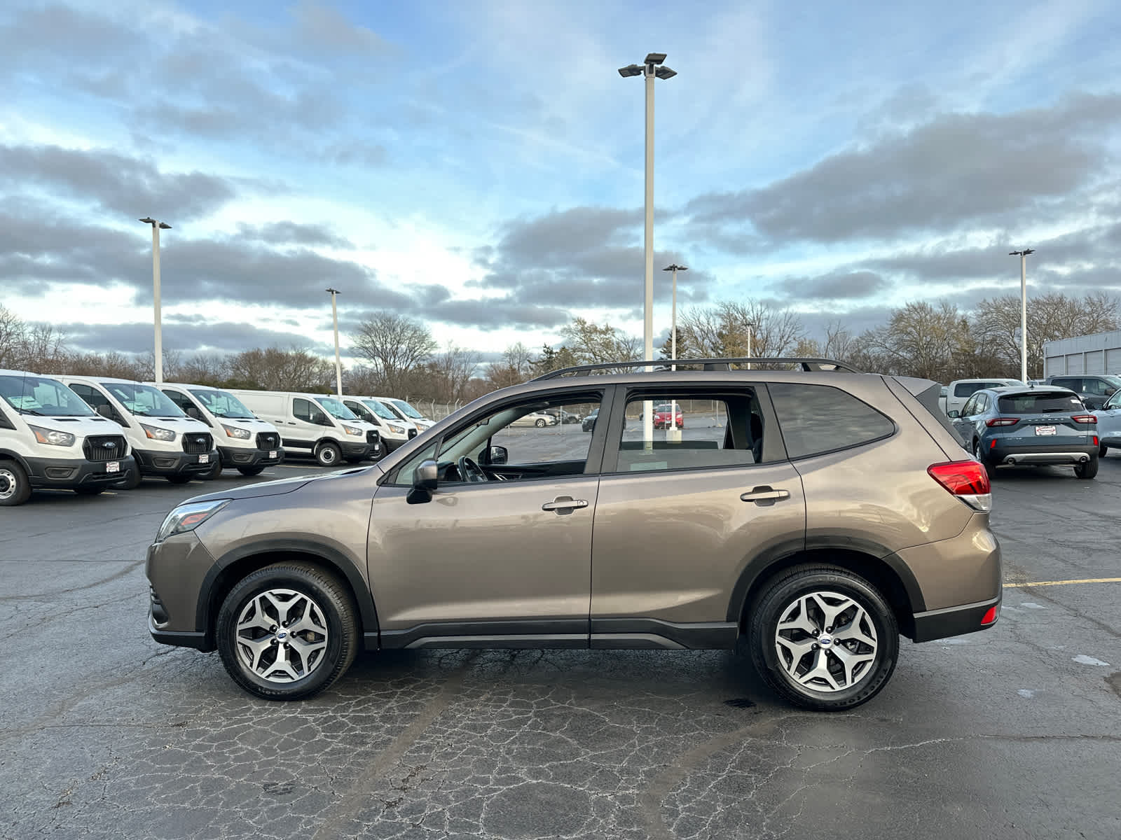 2023 Subaru Forester Premium 5