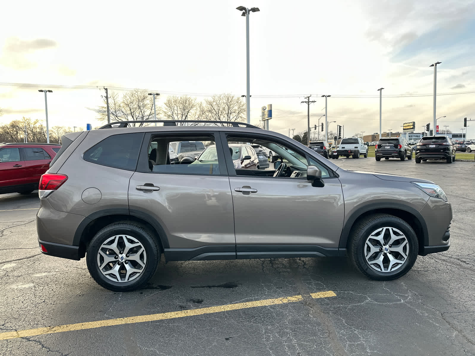 2023 Subaru Forester Premium 9