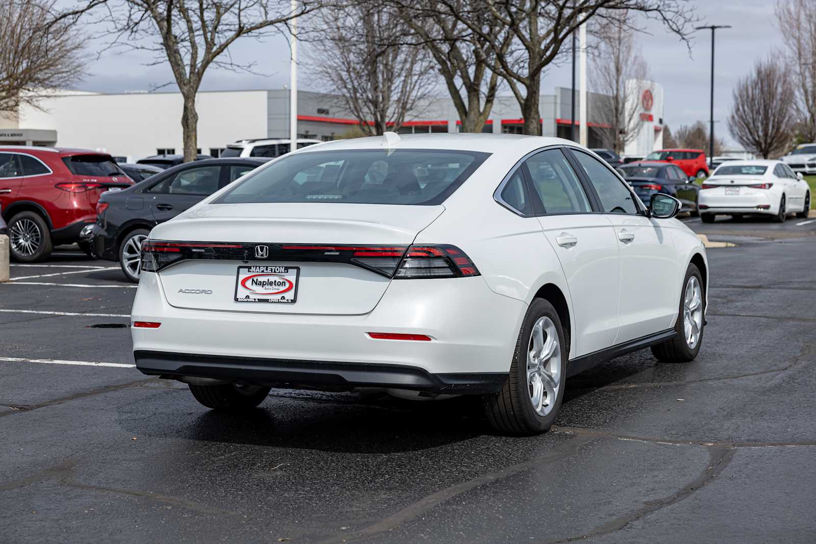 View vehicle photo 7