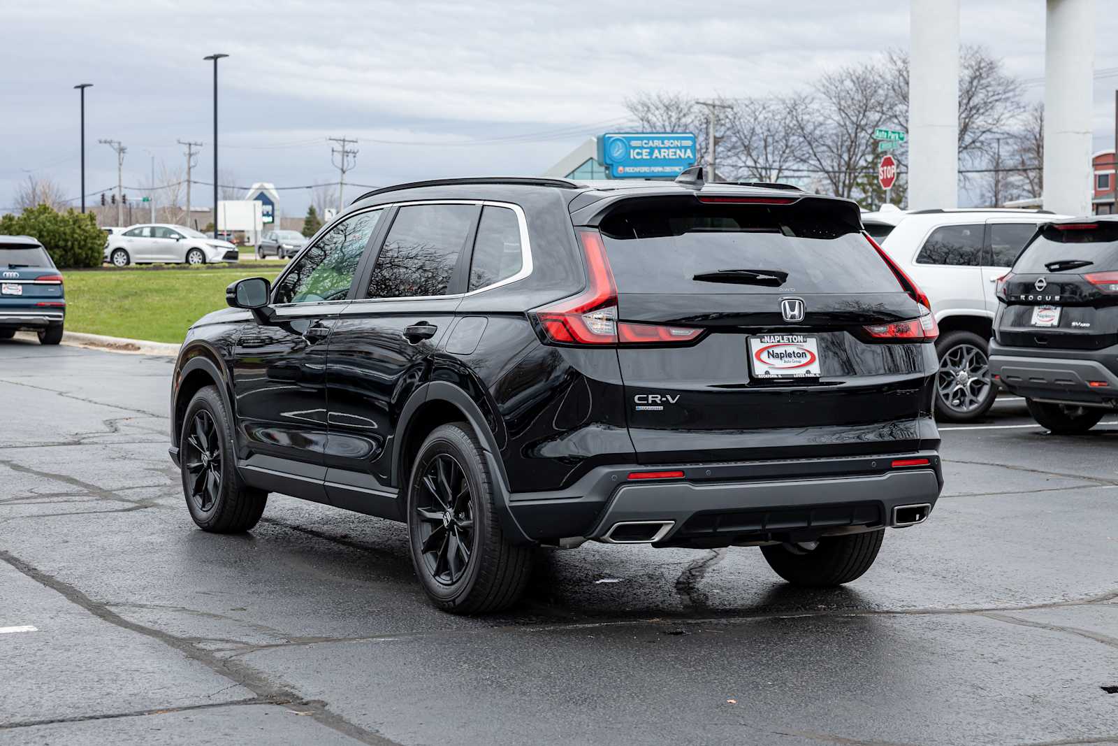 View vehicle photo 5