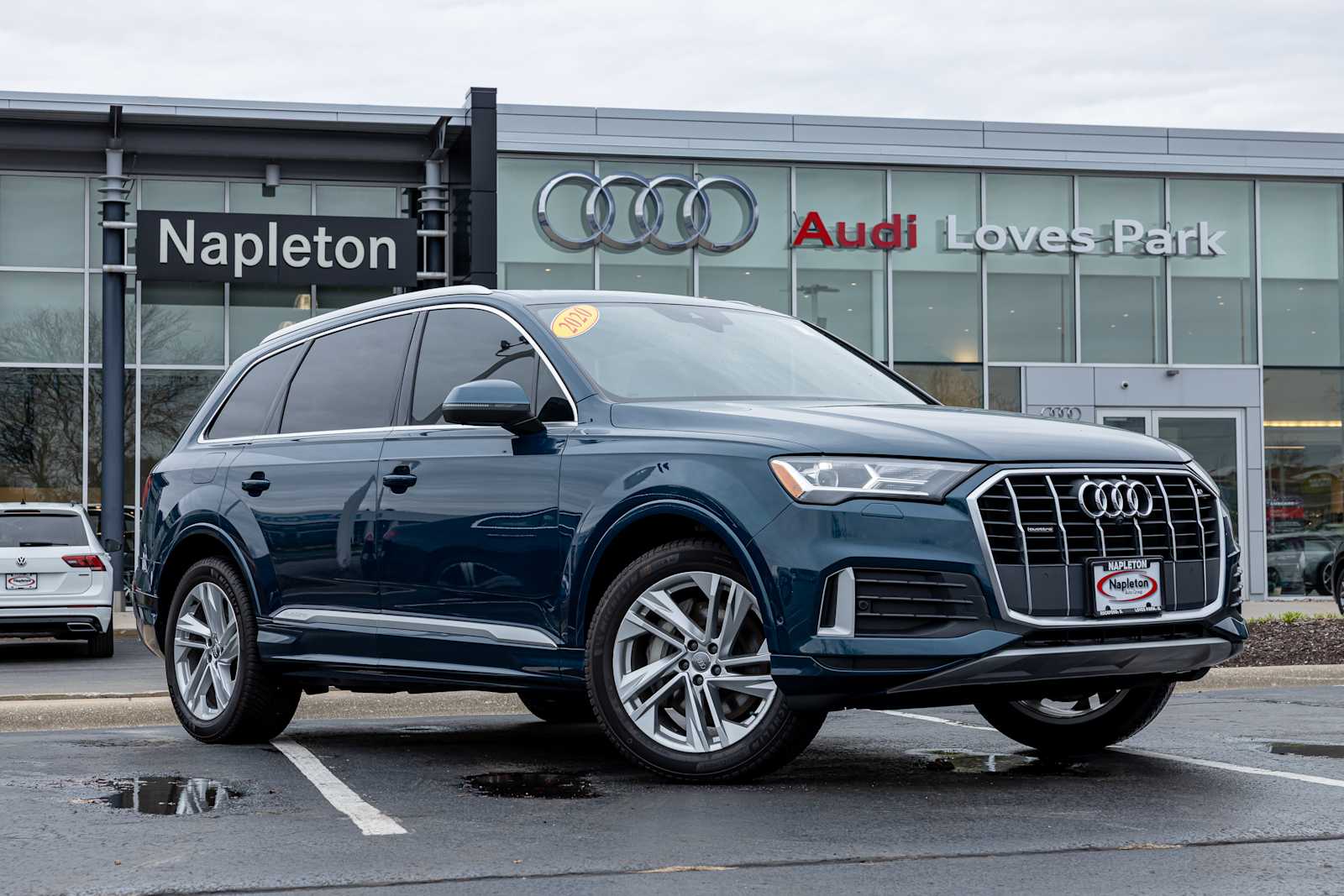 GALAXY BLUE 2020 Audi Q7 quattro Premium Plus 45 TFSI SUV / Crossover All-Wheel Drive 8-Speed Automatic