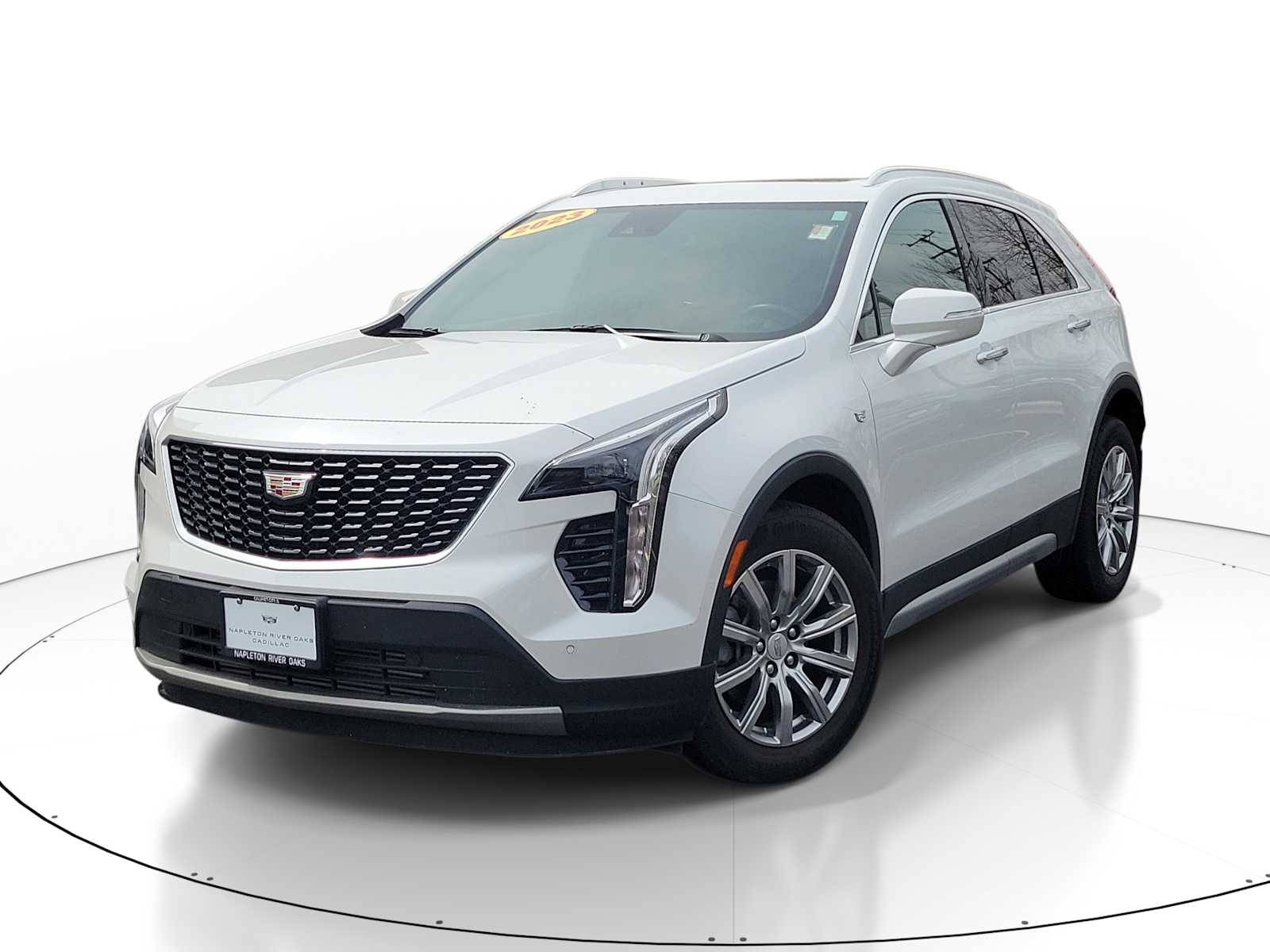 Crystal White Tricoat 2023 Cadillac XT4 Premium Luxury AWD SUV / Crossover Four-Wheel Drive 9-Speed Automatic