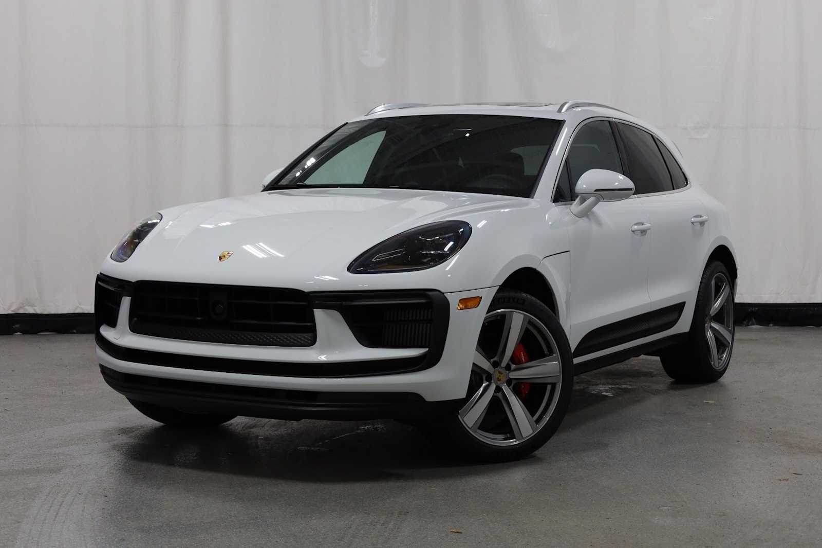 2026 Porsche Macan