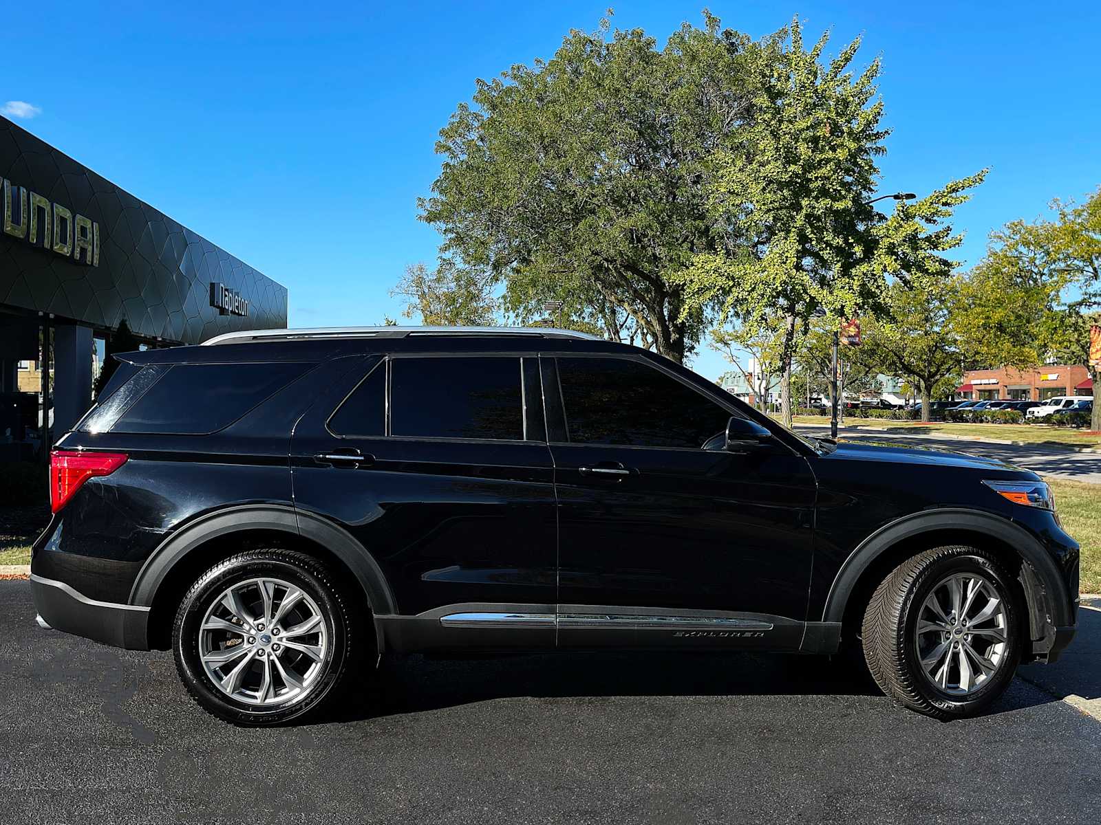 2021 Ford Explorer Limited 10