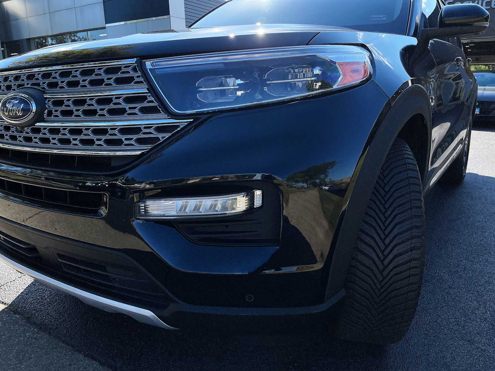 2021 Ford Explorer Limited 3