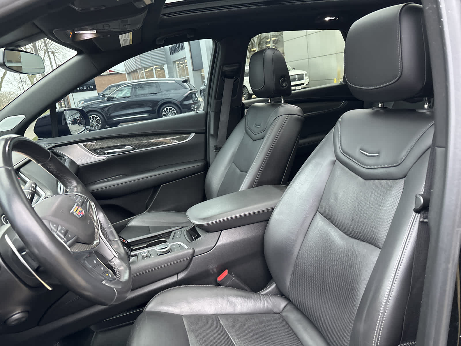 2020 Cadillac XT5 Sport AWD 31