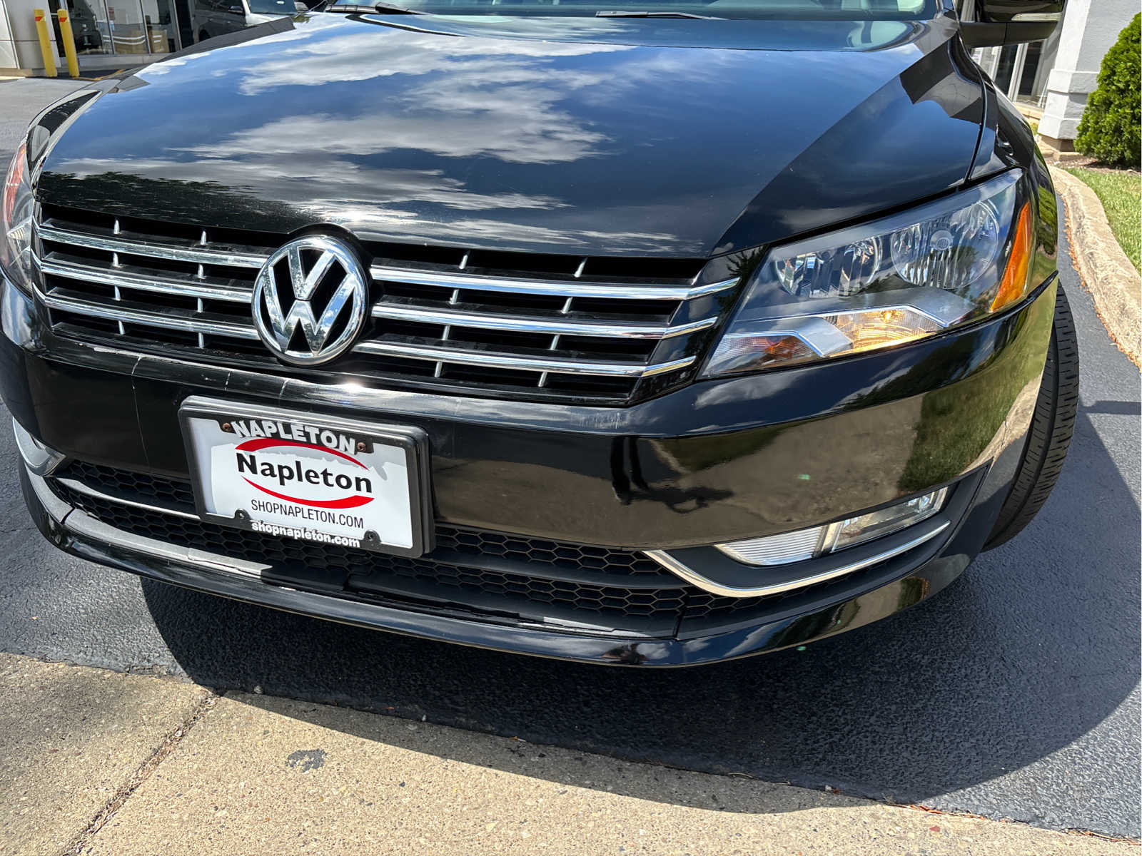 2014 Volkswagen Passat SEL Premium 3