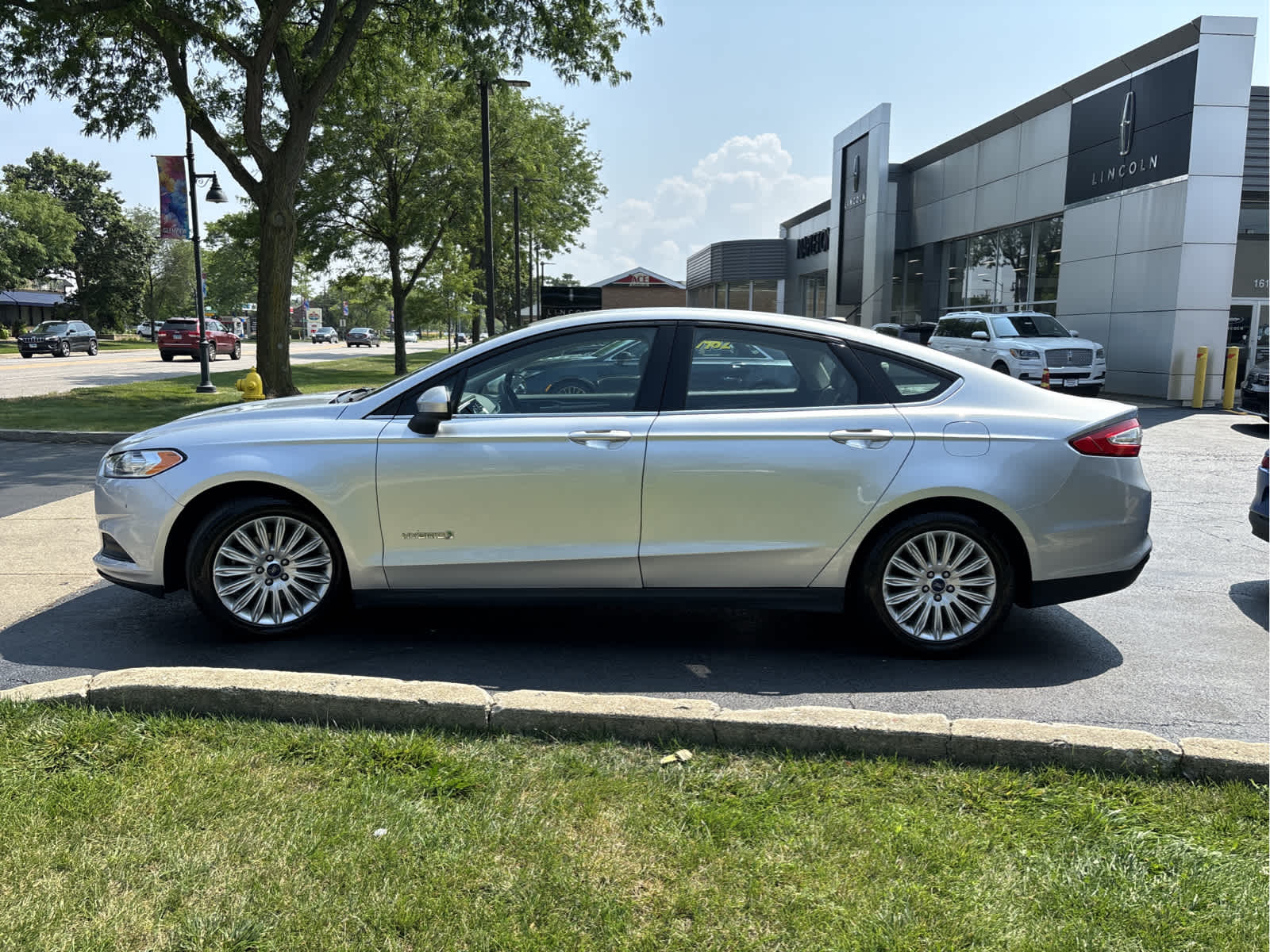 2015 Ford Fusion S Hybrid 5