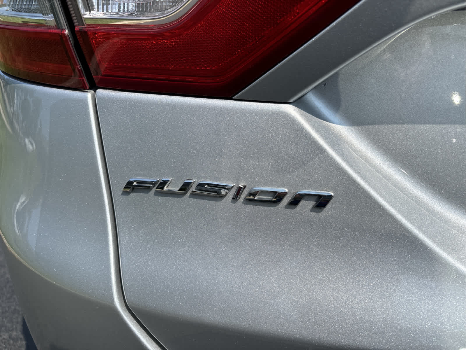 2015 Ford Fusion S Hybrid 9