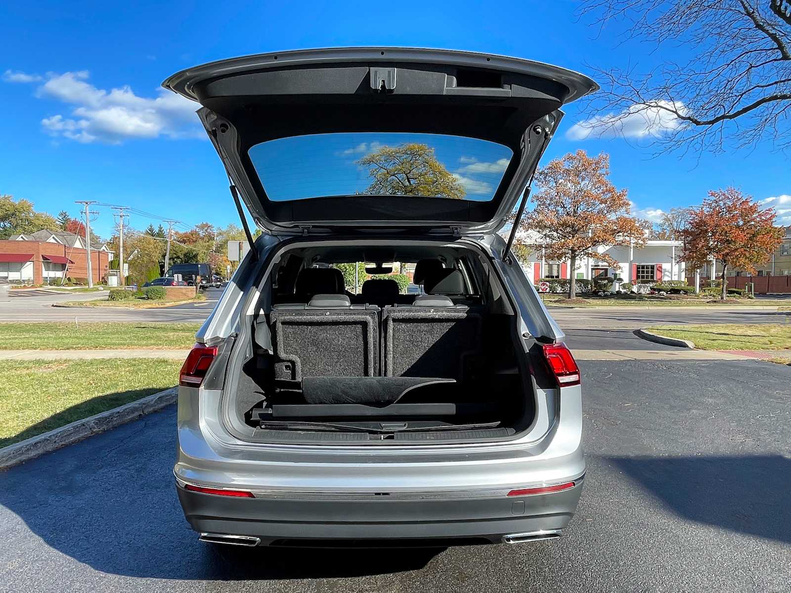 2020 Volkswagen Tiguan SE 10