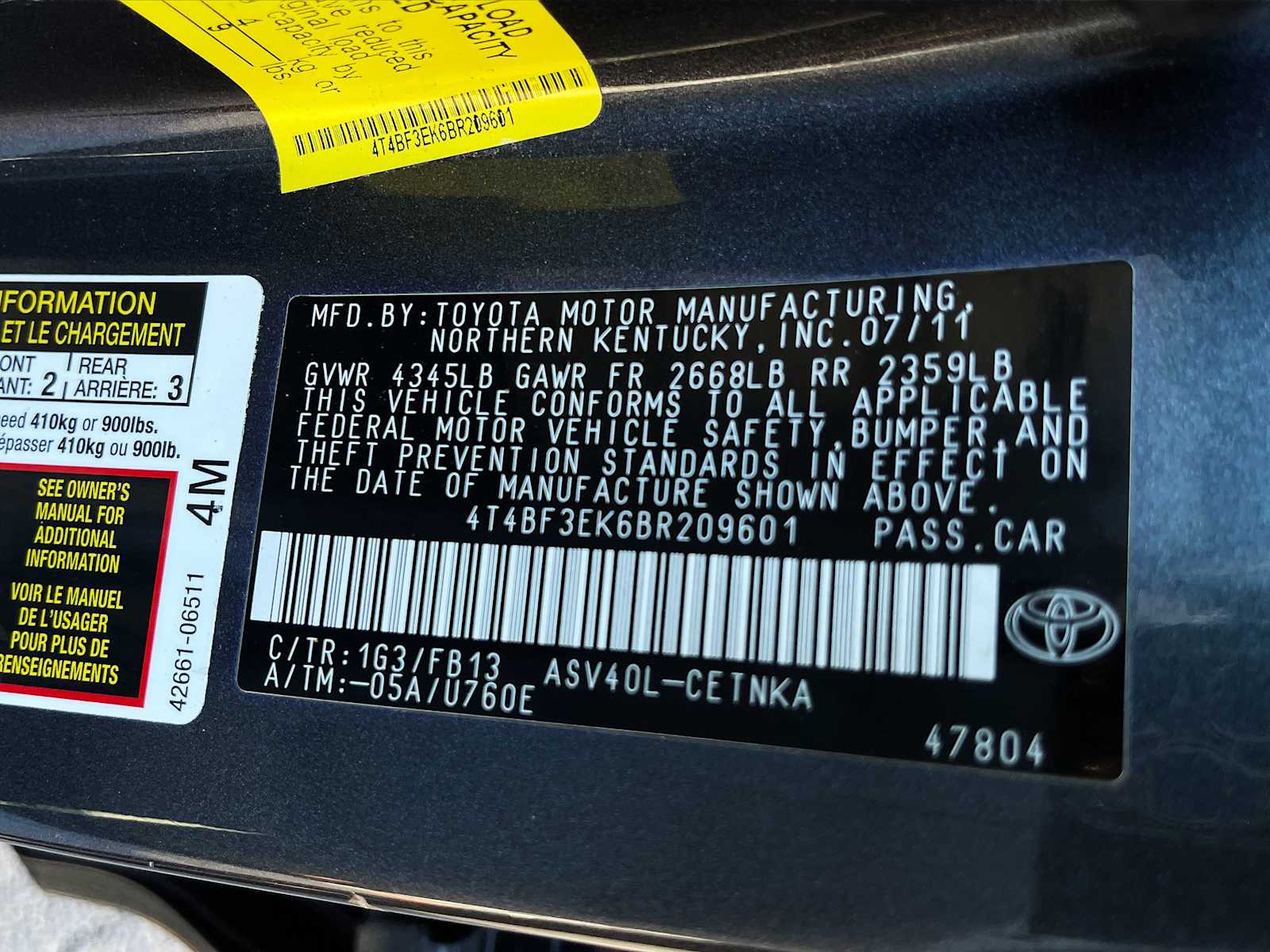 2011 Toyota Camry LE 25