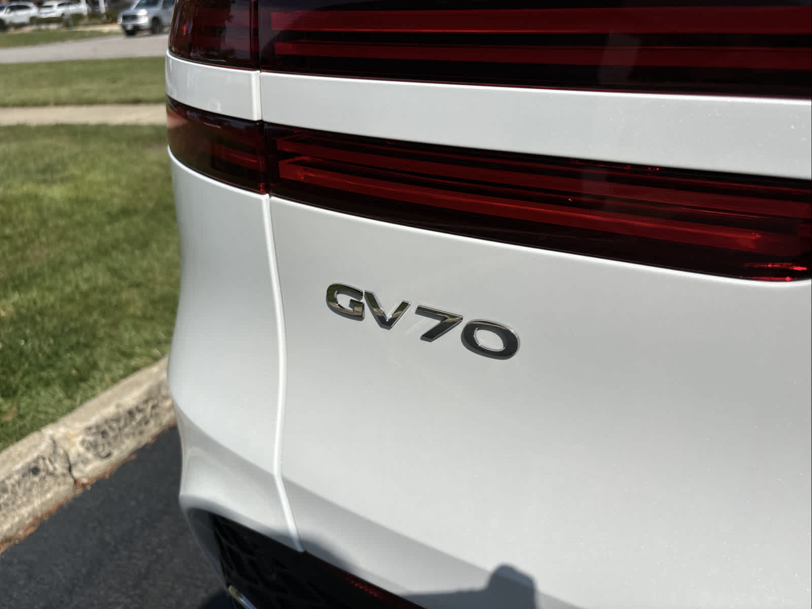 2025 Genesis GV70 2.5T 7