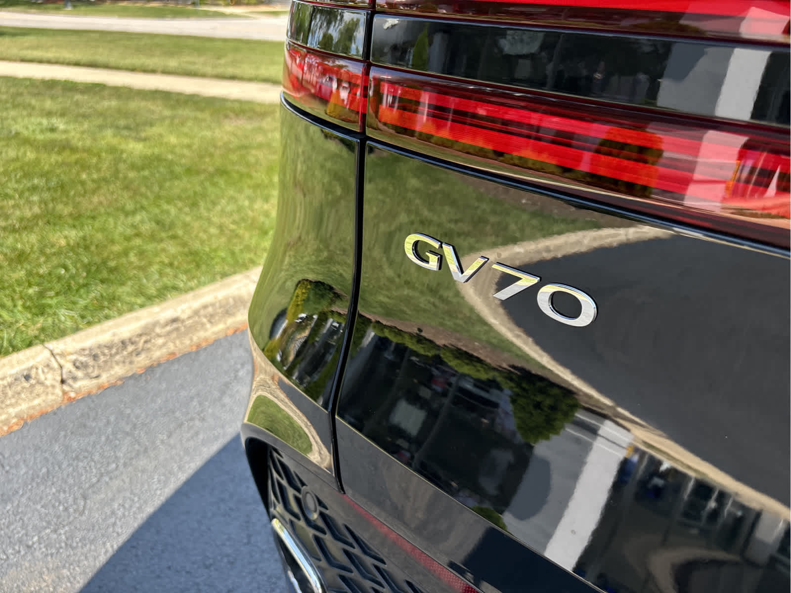 2025 Genesis GV70 2.5T 7