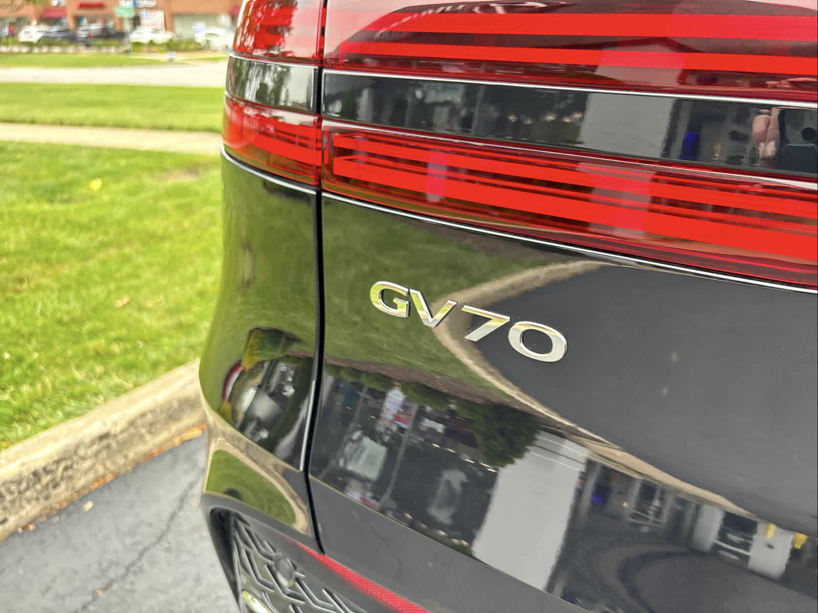 2025 Genesis GV70 2.5T 7