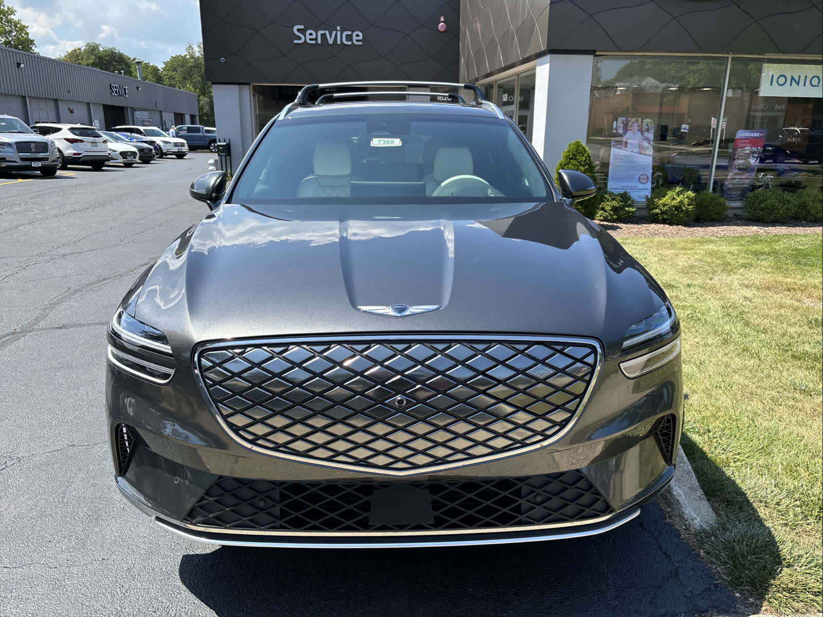 2025 Genesis Electrified GV70 Advanced 2