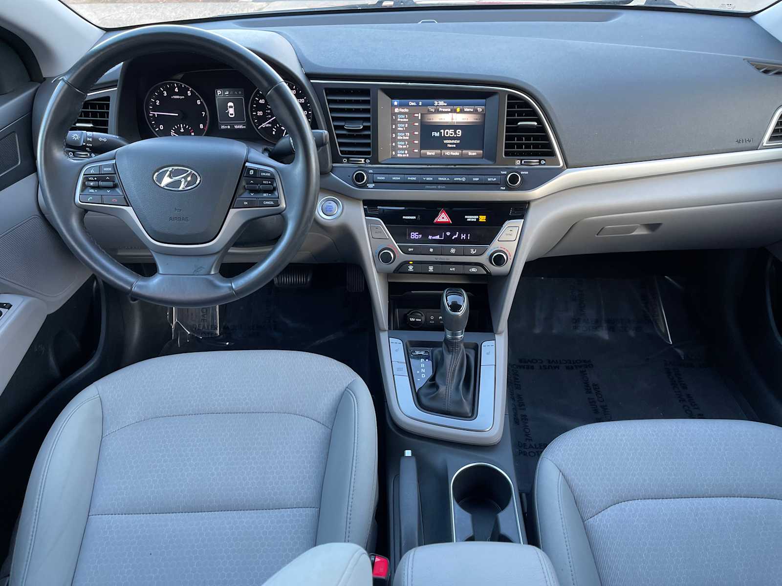 2017 Hyundai Elantra SE 29