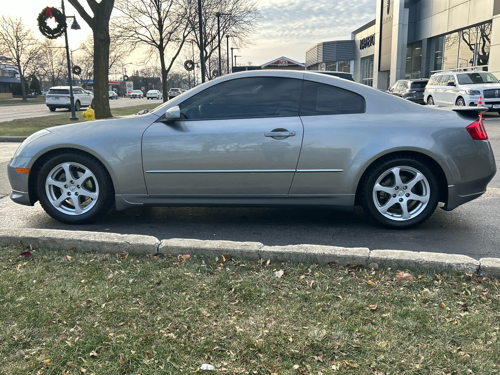 2004 INFINITI G35 w/Leather 4