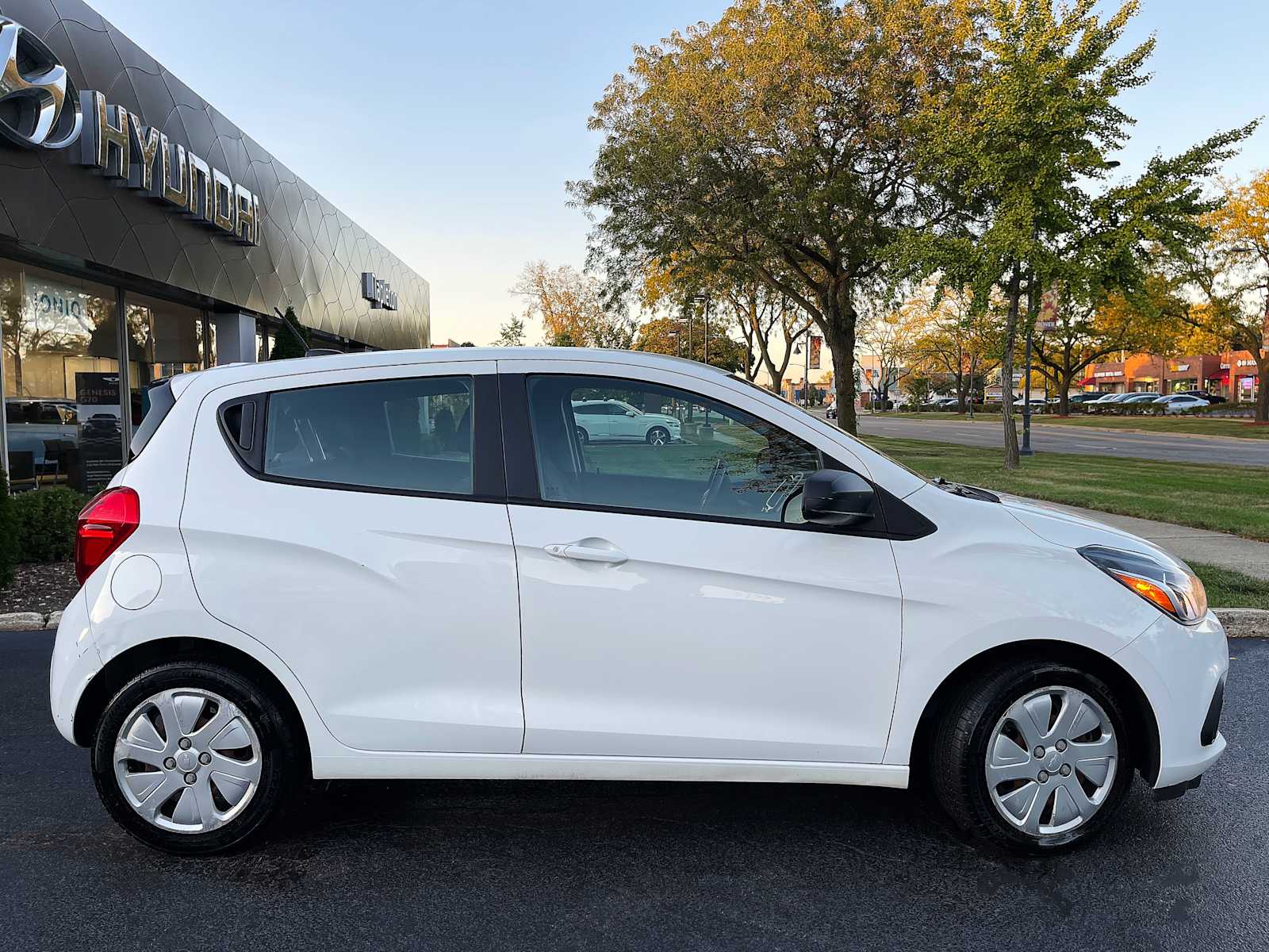 2016 Chevrolet Spark LS 11