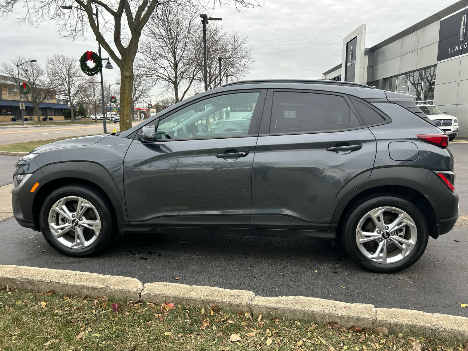 2022 Hyundai Kona SEL 4