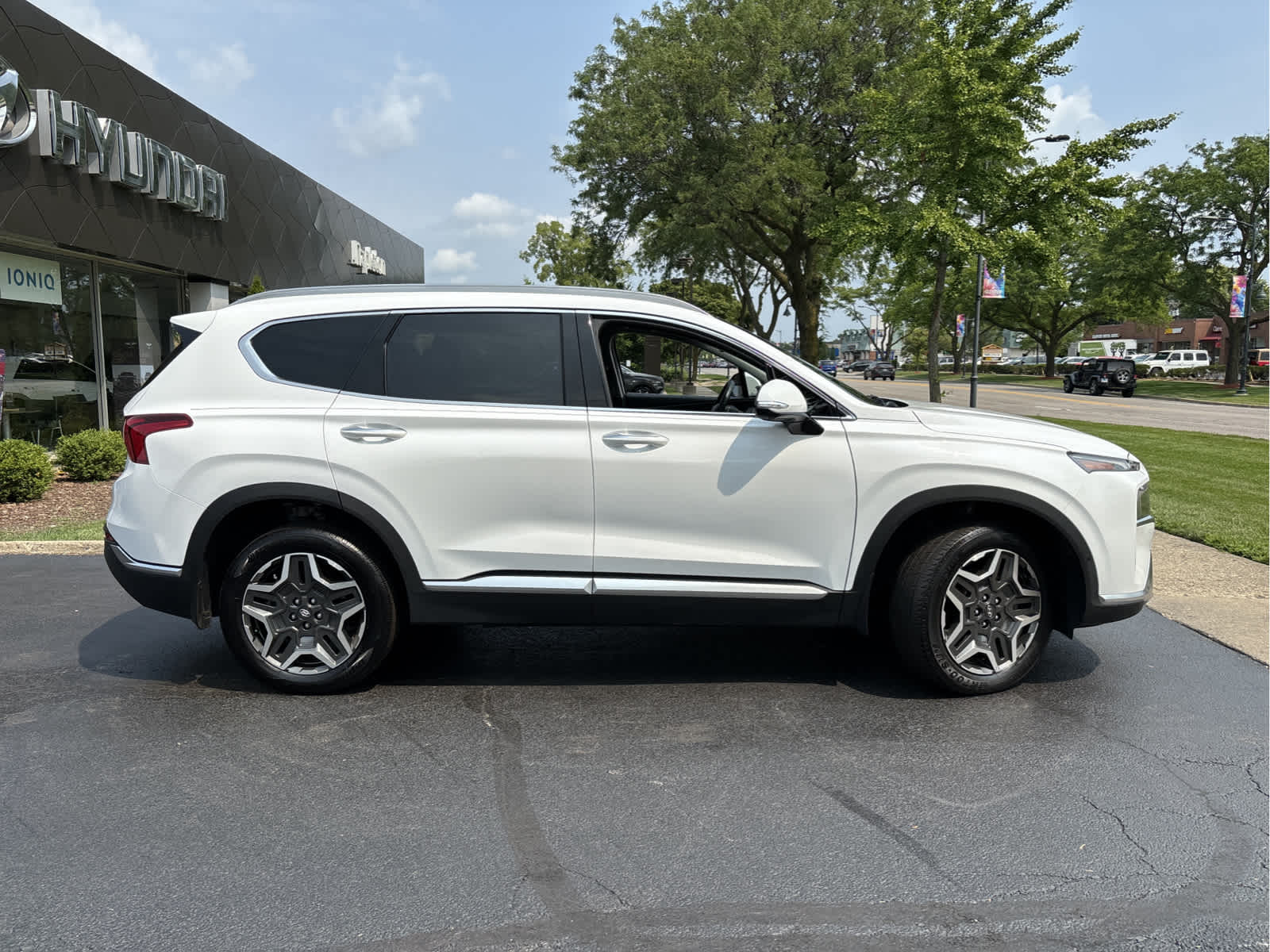 2021 Hyundai Santa Fe Hybrid Limited 9