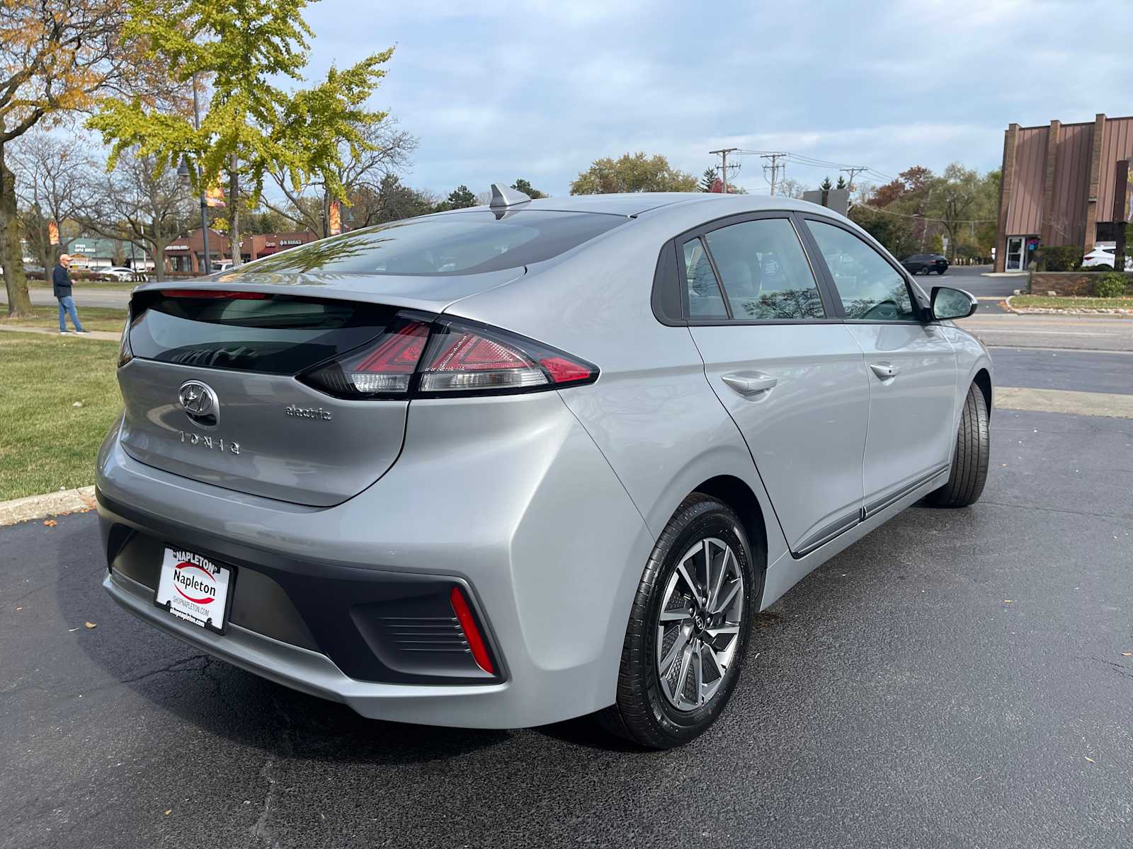 2021 Hyundai IONIQ Electric SE 6