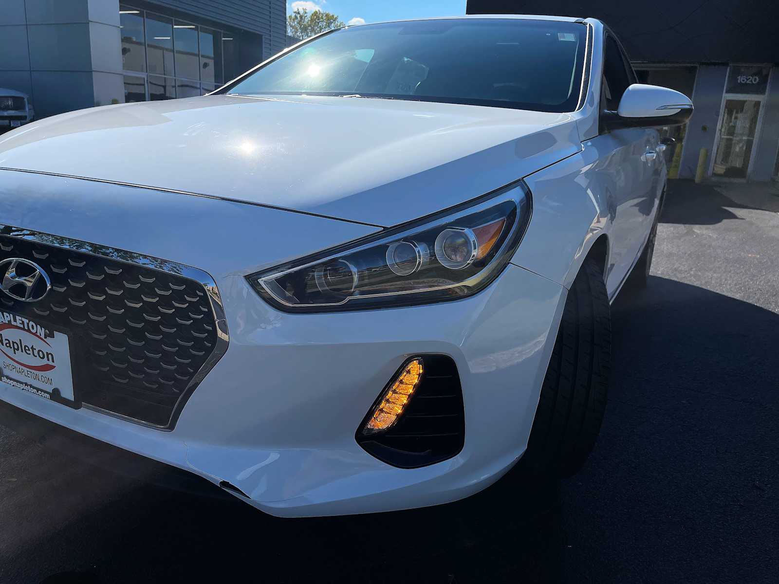 2018 Hyundai Elantra GT Sport 3