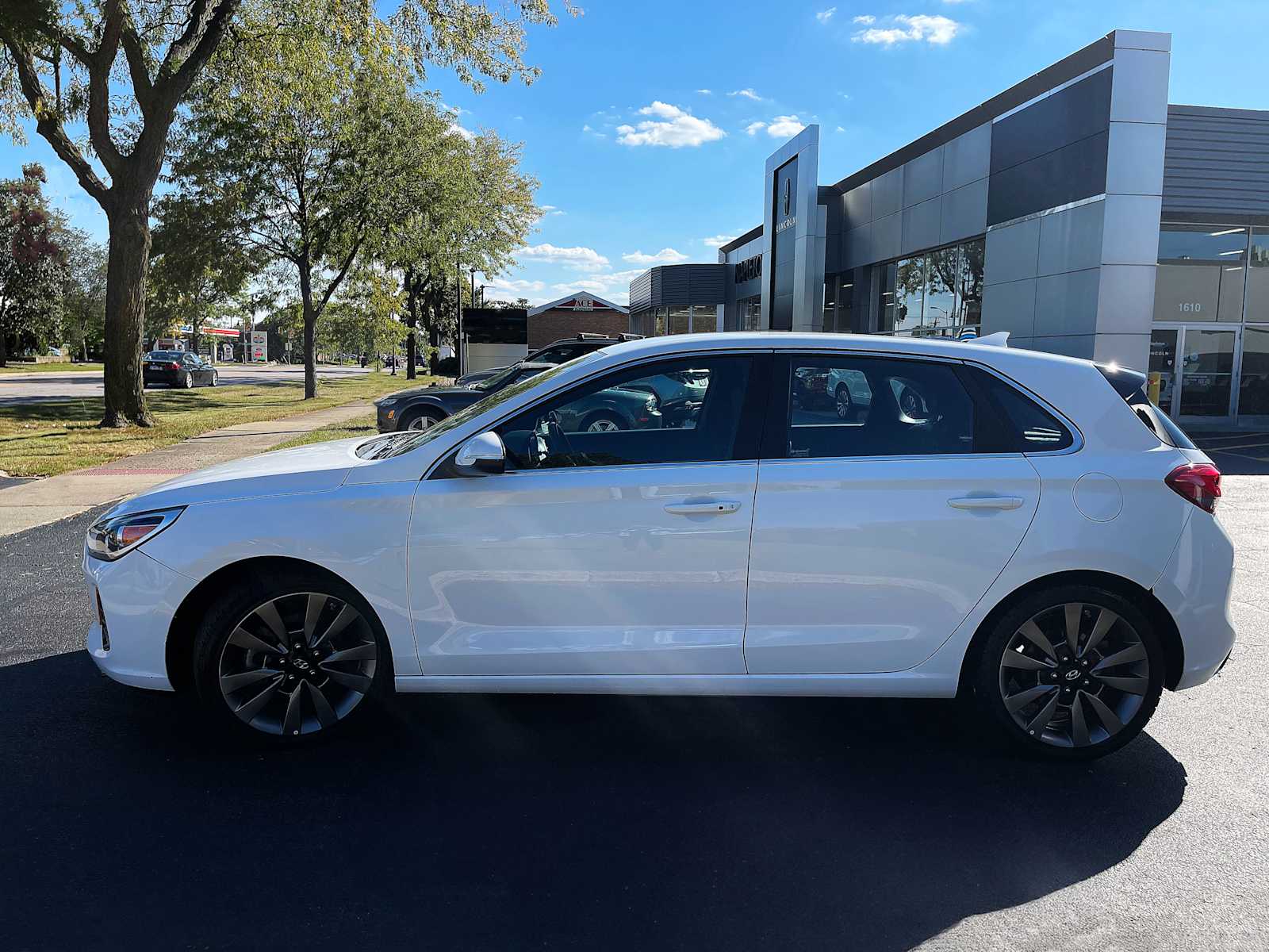 2018 Hyundai Elantra GT Sport 5