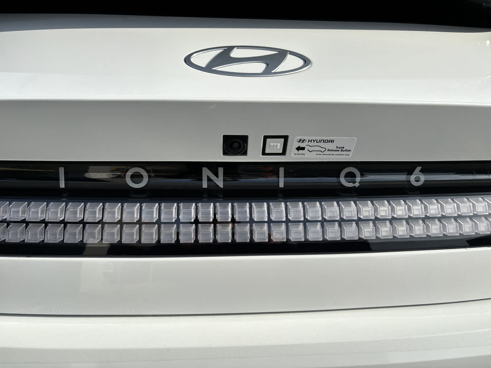 2024 Hyundai IONIQ 6 SEL 6