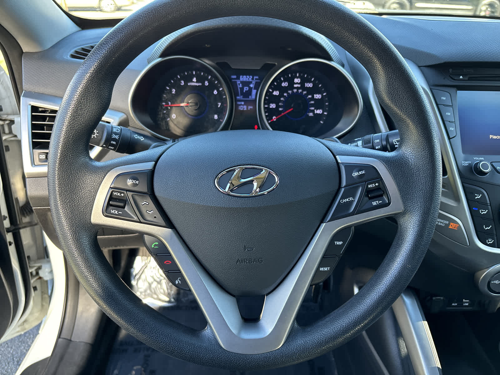 2016 Hyundai Veloster  13