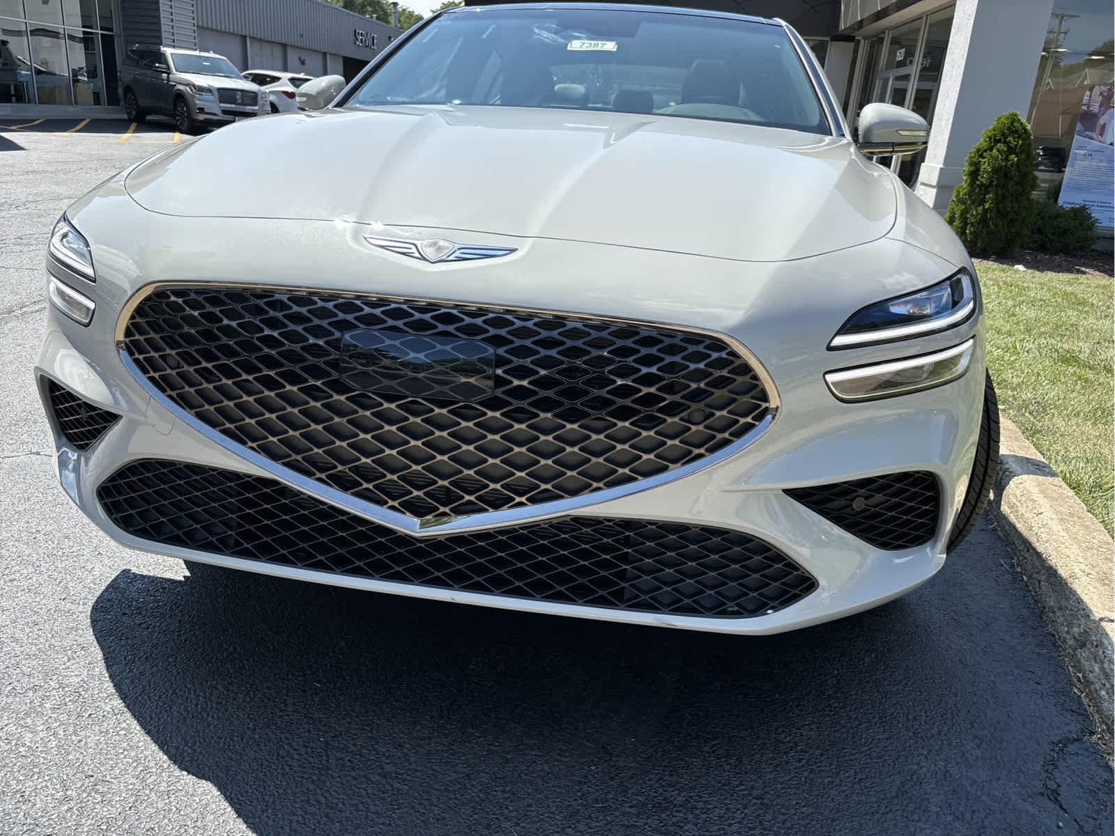 2025 Genesis G70 2.5T 3