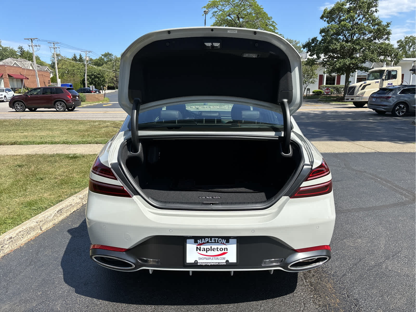 2025 Genesis G70 2.5T 7