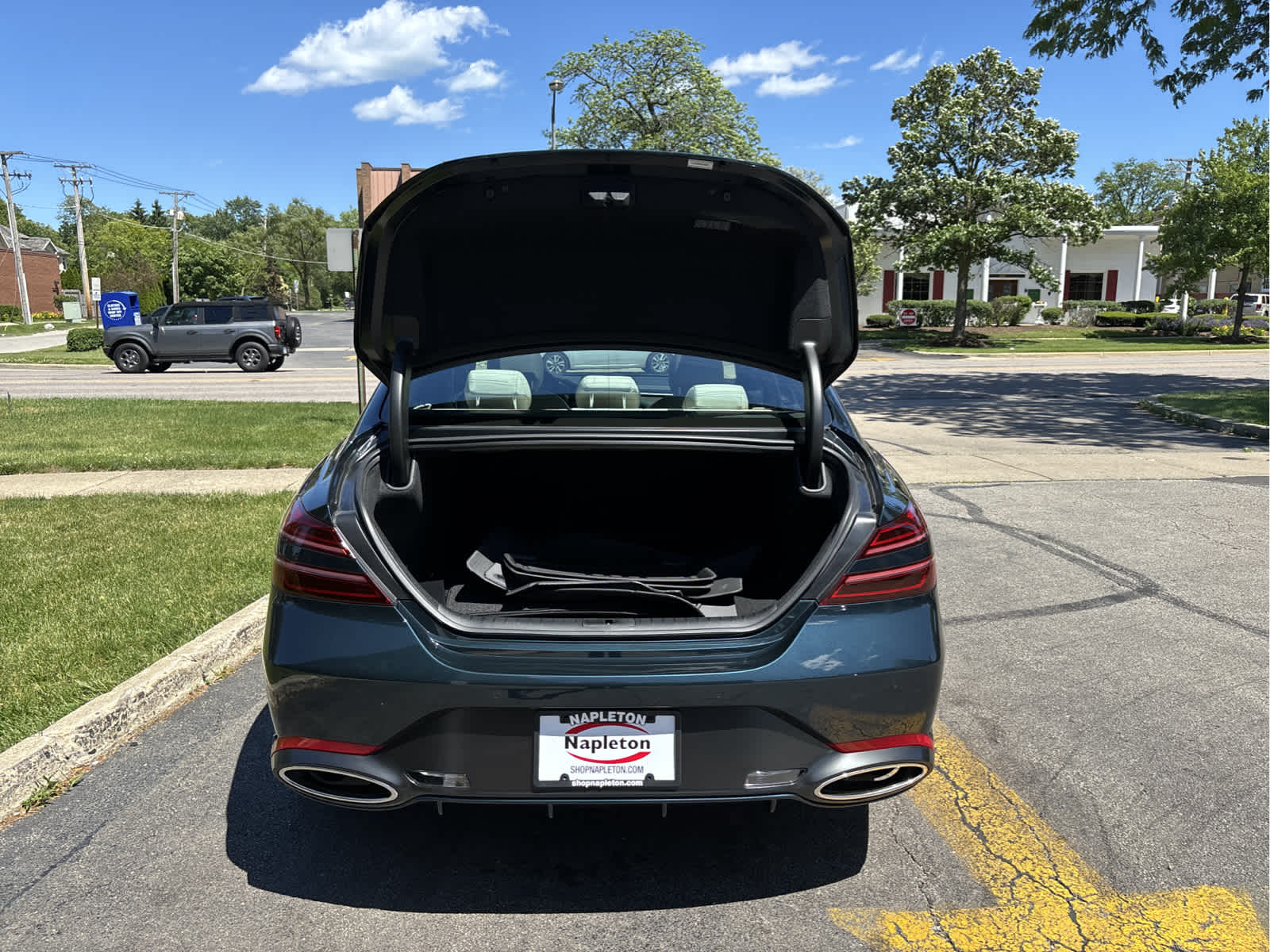 2025 Genesis G70 2.5T 7