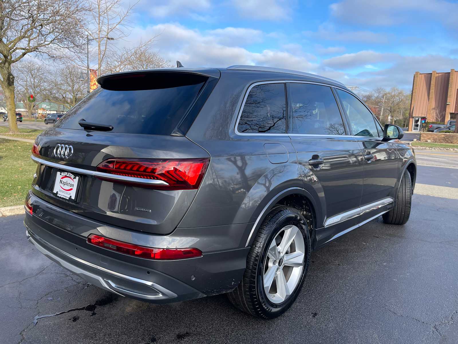 2023 Audi Q7 Premium Plus 6