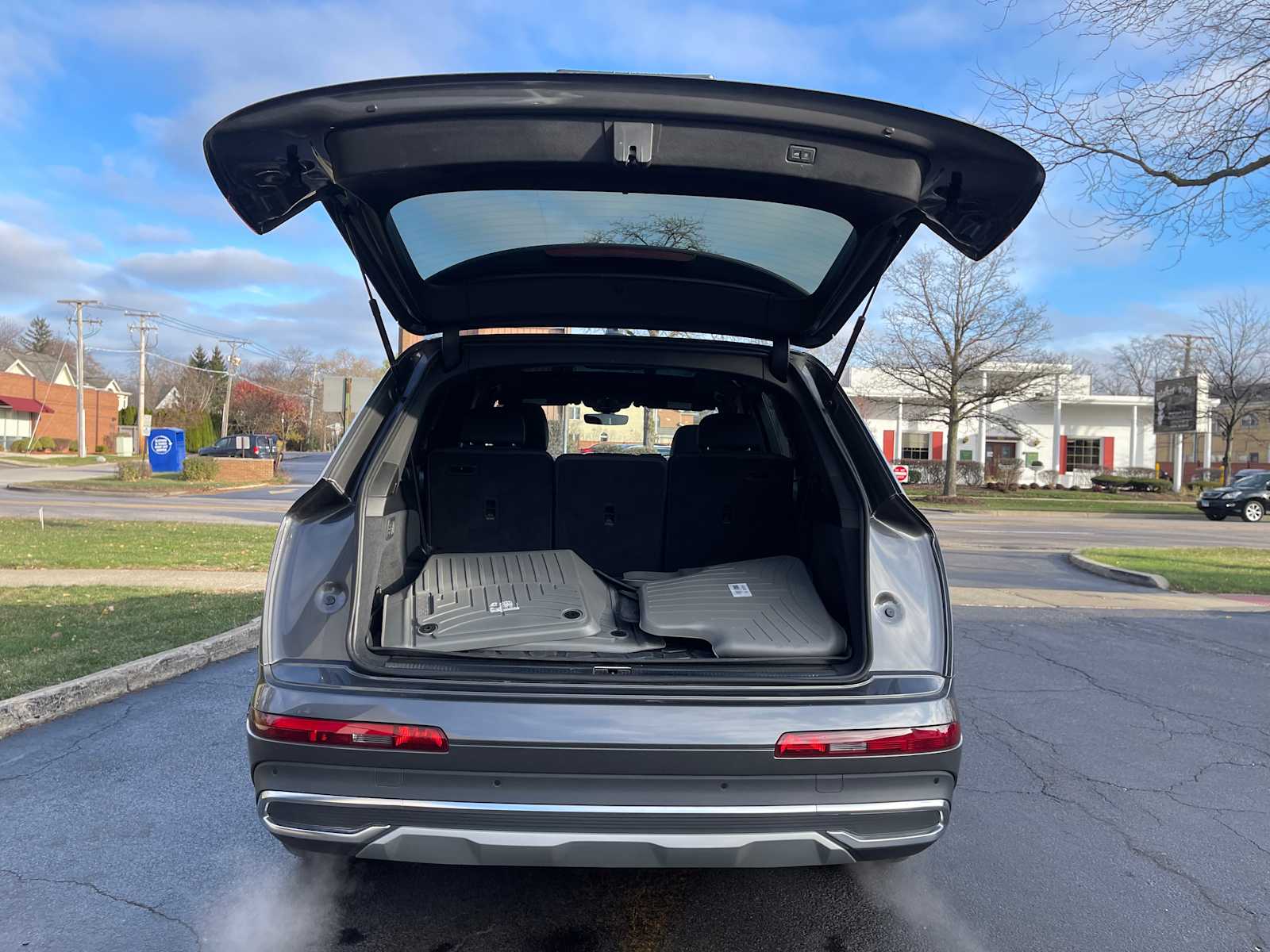 2023 Audi Q7 Premium Plus 9