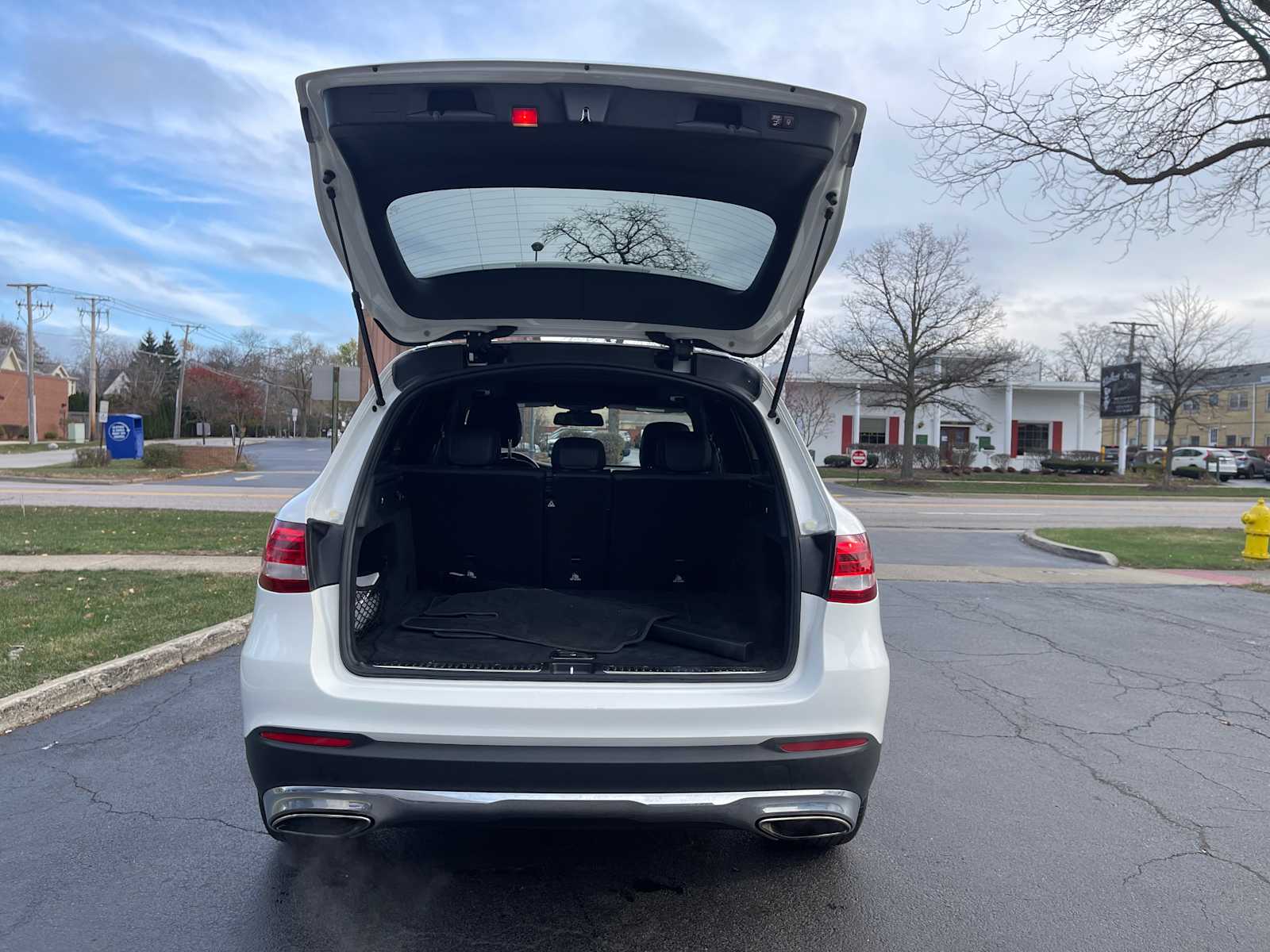 2019 Mercedes-Benz GLC GLC 300 9