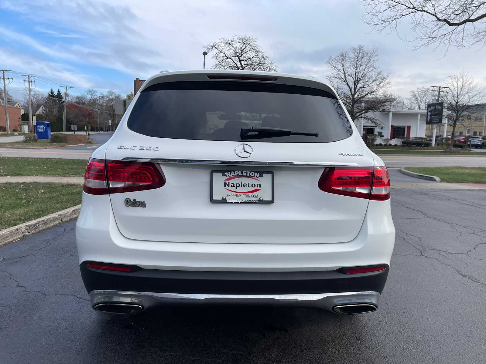 2019 Mercedes-Benz GLC GLC 300 6