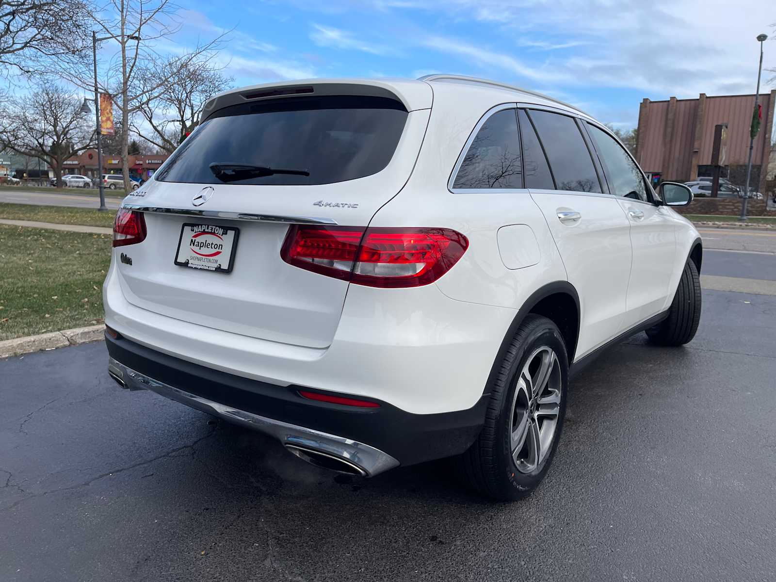 2019 Mercedes-Benz GLC GLC 300 5