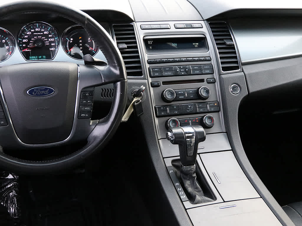 2010 Ford Taurus SEL 10