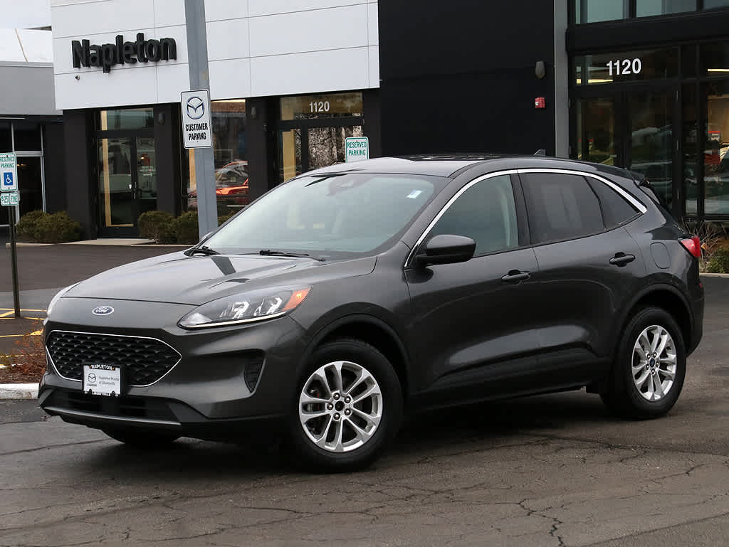 2020 Ford Escape SE 2