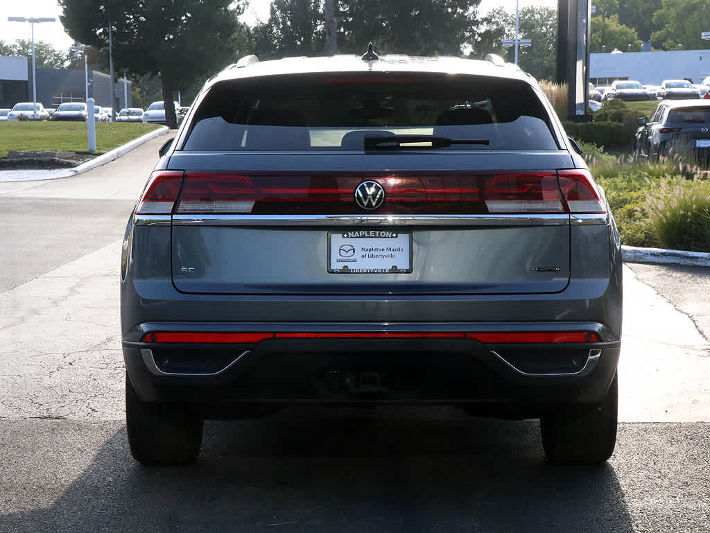 2024 Volkswagen Atlas Cross Sport 2.0T SE w/Technology 6