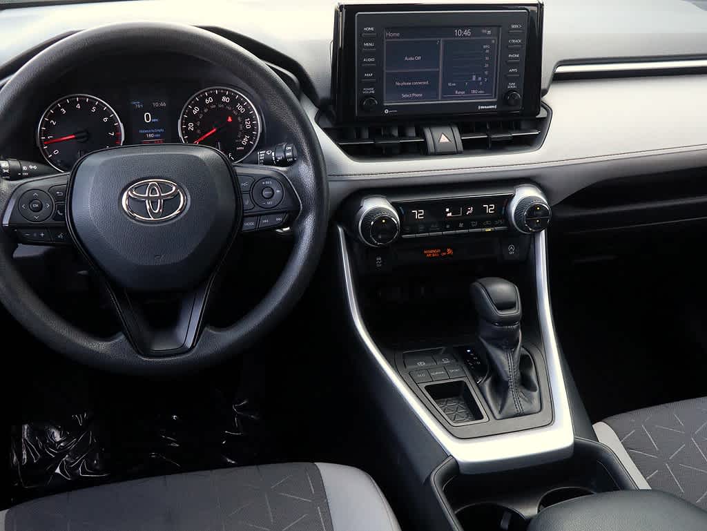 2021 Toyota RAV4 XLE 12