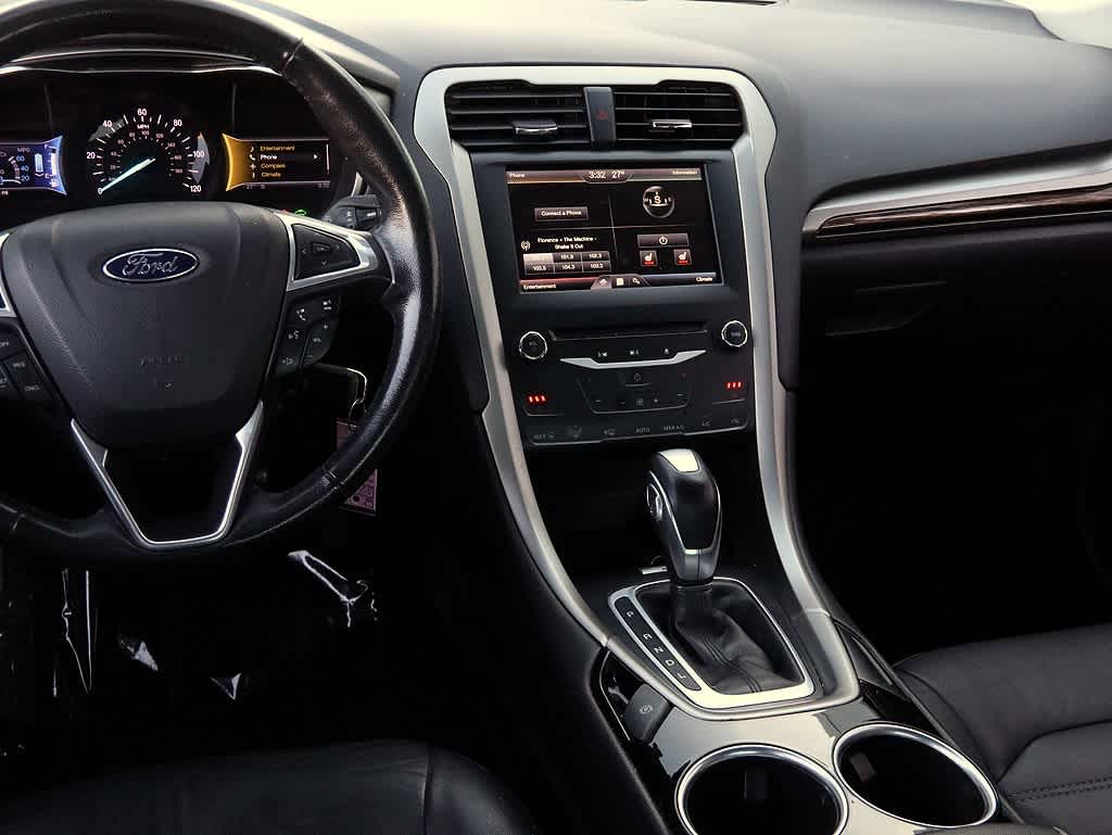 2014 Ford Fusion SE Hybrid 11