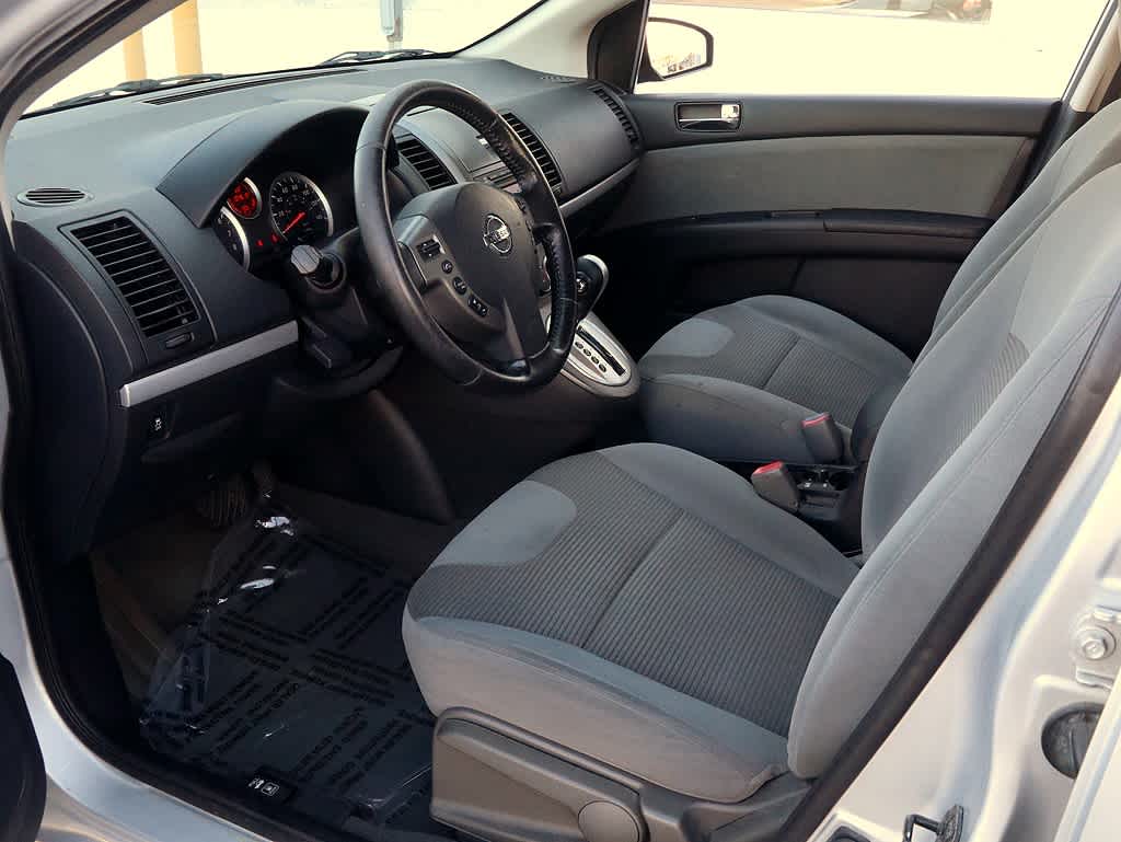 2012 Nissan Sentra 2.0 S 9