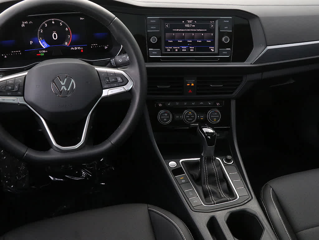 2024 Volkswagen Jetta SE 14