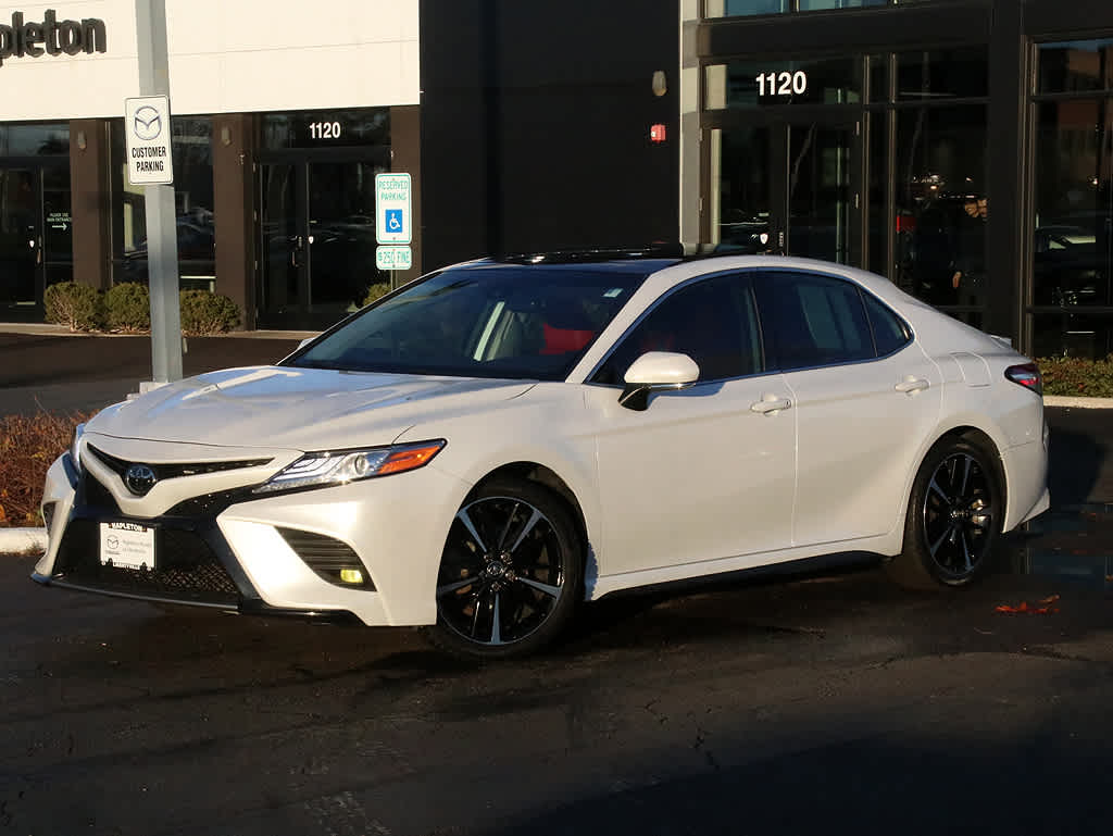 2020 Toyota Camry XSE 2