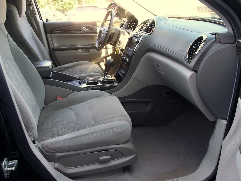 2014 Buick Enclave Convenience 32