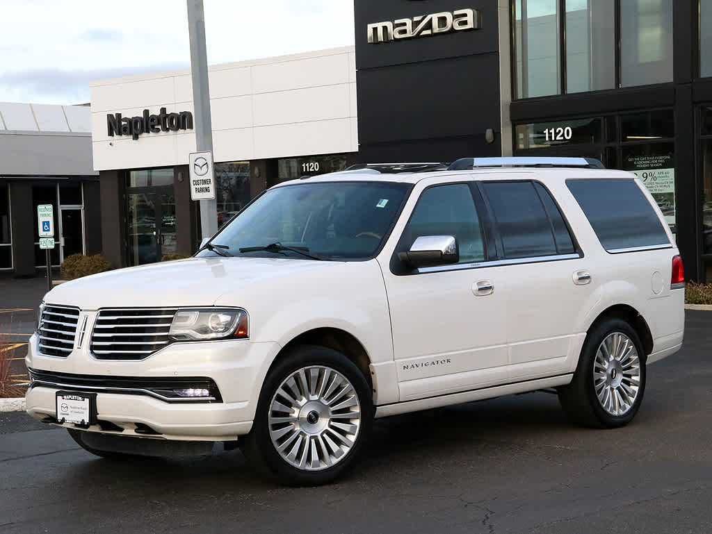 2015 Lincoln Navigator  2