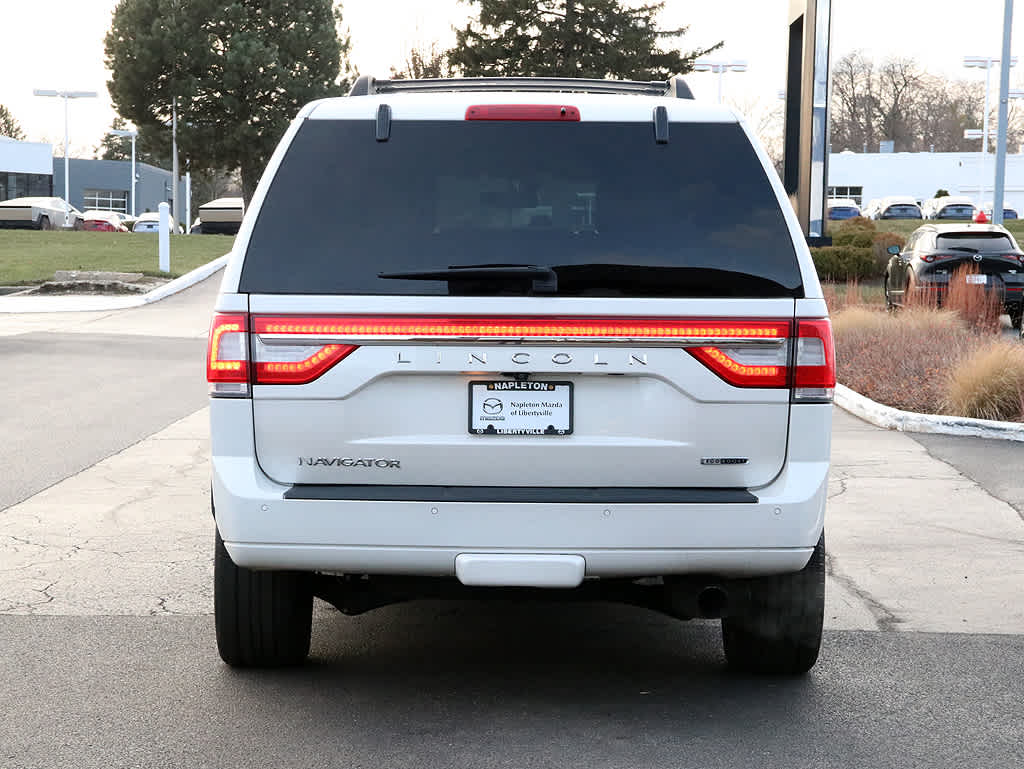 2015 Lincoln Navigator  4